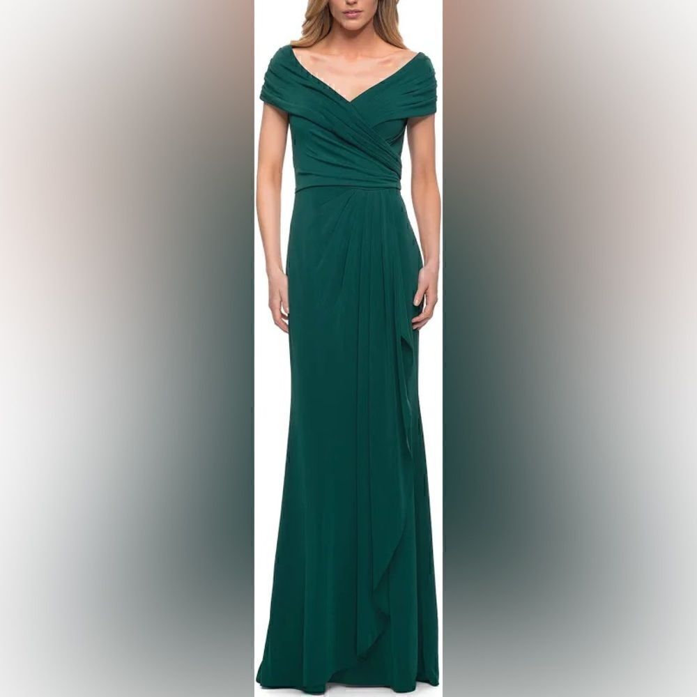 La Femme Ruched emerald Jersey Column Gown size 10 NWOT - Picture 1 of 7